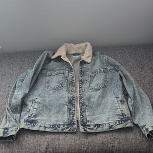 GAP Women's Denim Jacket With Sherpa Trim